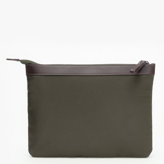 Free gift pouch - any customization and color of the purchased product will apply