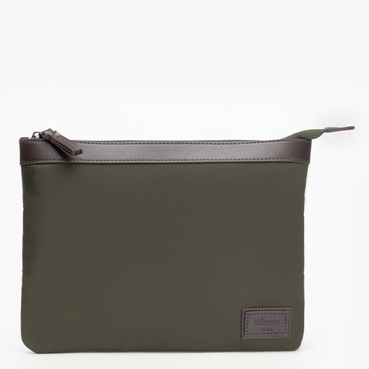 Free gift pouch - any customization and color of the purchased product will apply