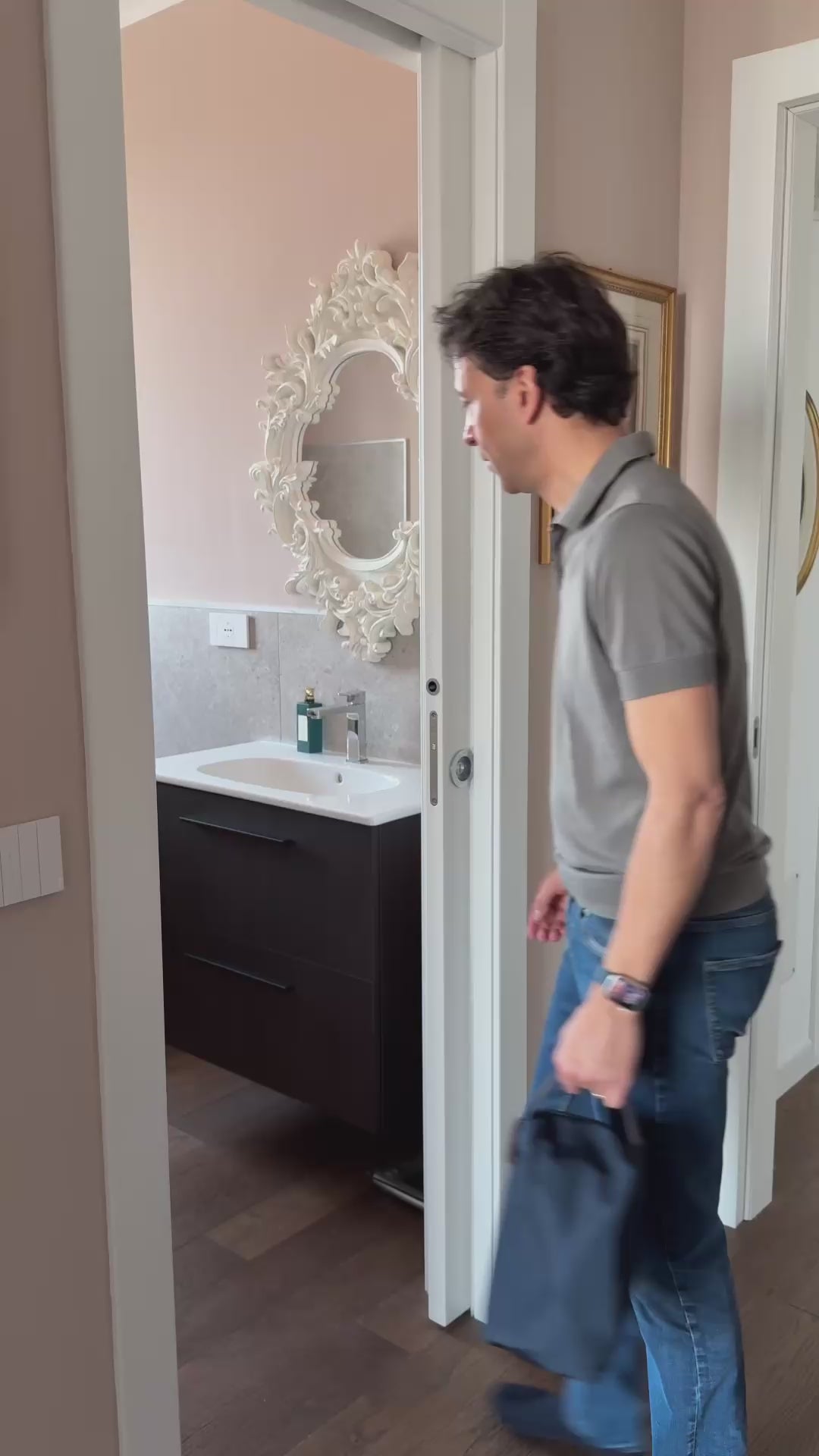 Load video: Beauty Case Skin Care